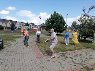 Книжный Экспресс: Уникальная Выставка в Парке ко Дню Железнодорожника