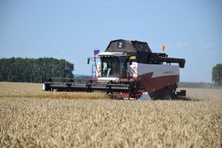 Уборочная кампания в Нурлатском районе: более 17 тысяч тонн зерна собрано