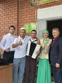 Семья Мусиных прошла по следам отца в Апастовском районе