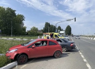 Шестеро пострадавших, в том числе четверо детей, в ДТП под Челнами