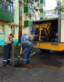 Профилактическая промывка канализационных сетей укрепляет инфраструктуру города