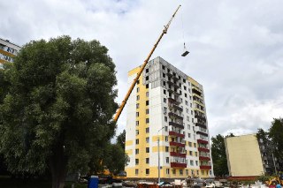 Восстановление дома на Чабьинской после атаки БПЛА: работы идут по графику