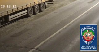 Пьяный водитель в Казани сбил двух пешеходов и скрылся с места ДТП