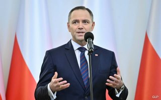 Запрет флага ОУН-УПА: Президент Польши выступает против украинского национализма