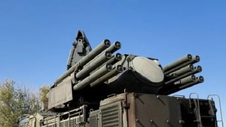 Удары украинских дронов в Подмосковье: три жертвы и сотни сбитых аппаратов