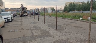 Жители протестуют против застройки стоянки на Корабельной 52