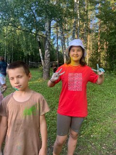 Завершение смены «Первых» в лагере «Солнышко» с ярким праздником красок